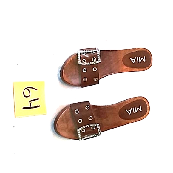 Heels - Picture 1 of 5